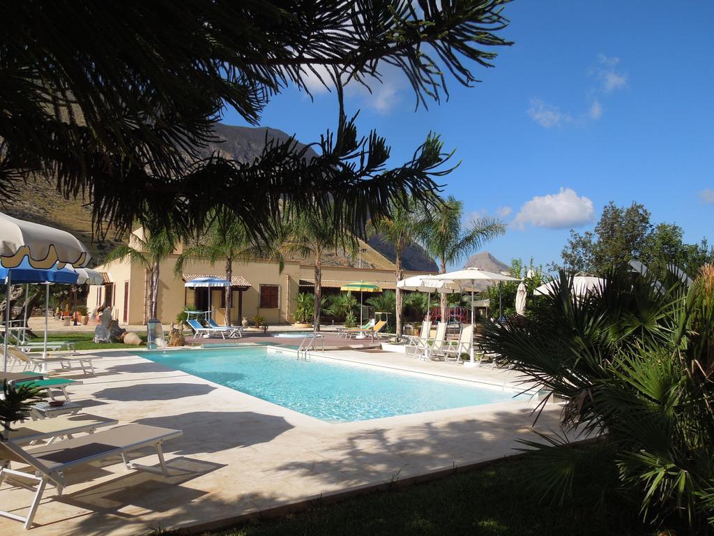 קסטלוצו Hotel Oasi Da Paolo מראה חיצוני תמונה
