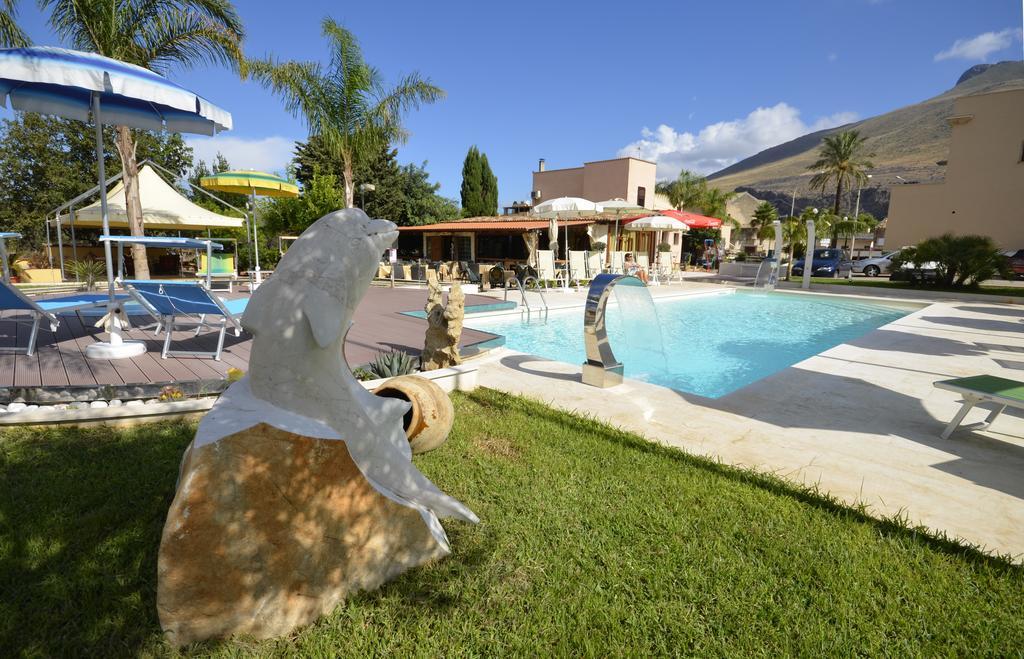 קסטלוצו Hotel Oasi Da Paolo מראה חיצוני תמונה