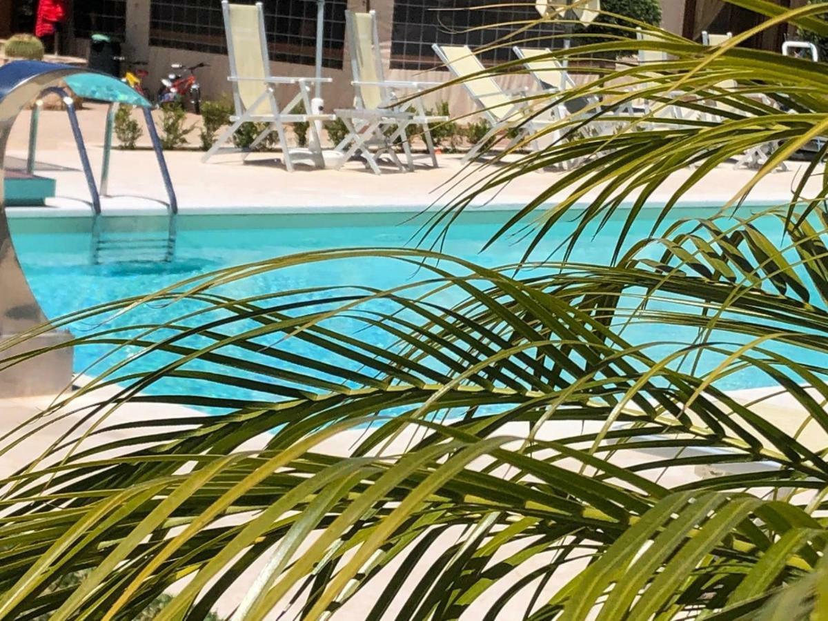 קסטלוצו Hotel Oasi Da Paolo מראה חיצוני תמונה